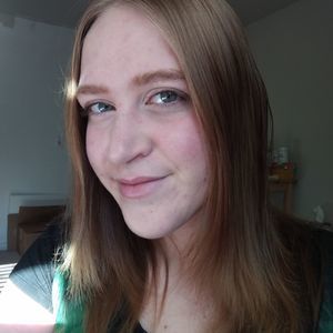 Meet your Posher, Simone